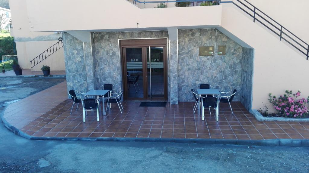 Hostal Nuevo Alonso Bembribe Exterior photo